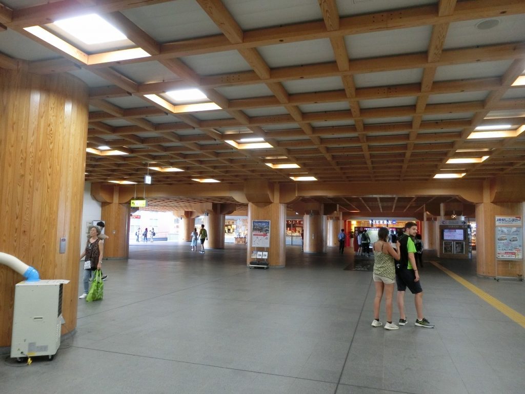 奈良駅のコンコース