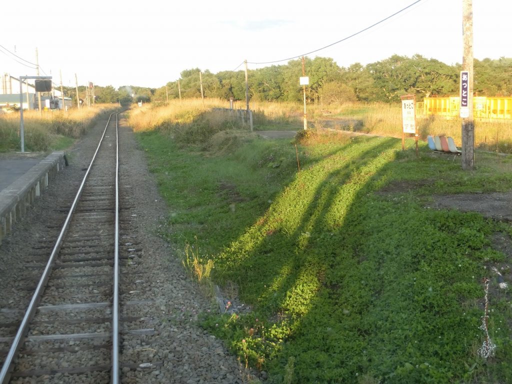 旧標津線の分岐駅、厚床駅